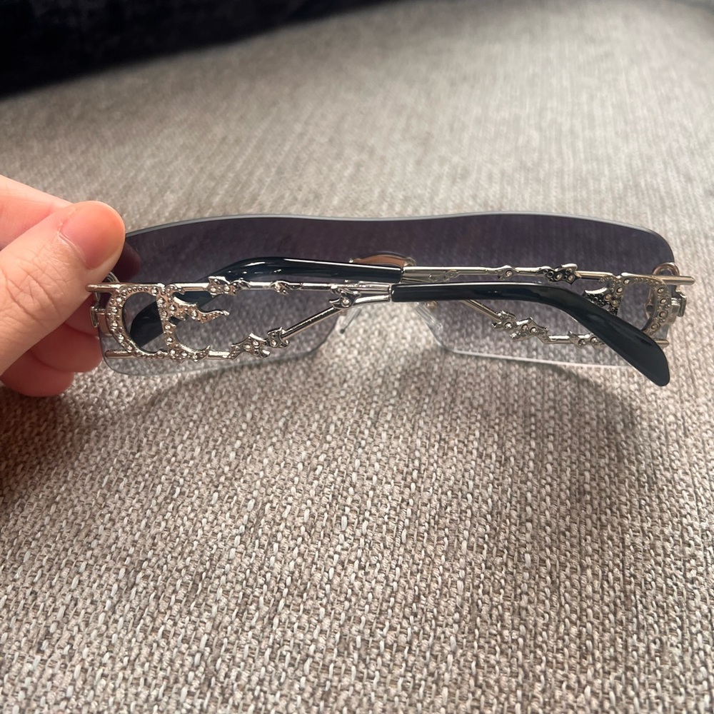 Dior Shield Gradient Purple Sunglasses - Picture 3 of 9